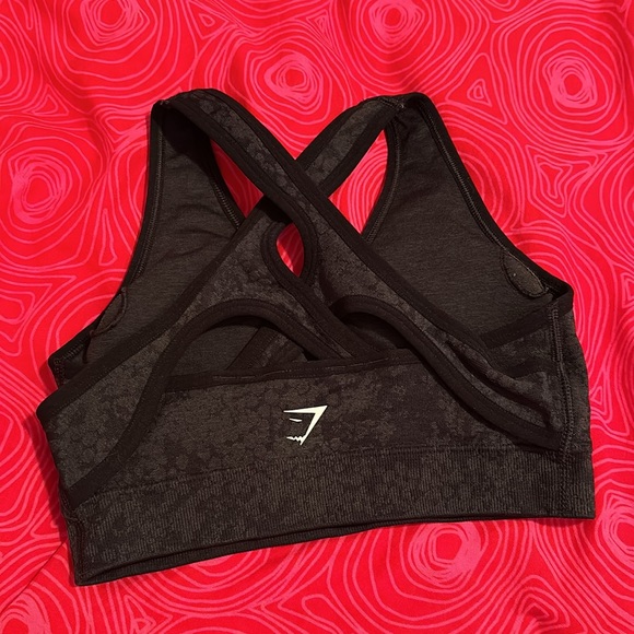 Gymshark Adapt Animal Seamless Sports Bra - Black - Picture 2 of 3